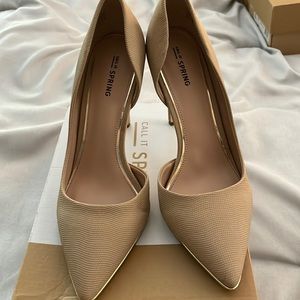 Blush 3.5 inch heels with opening in inner footing.